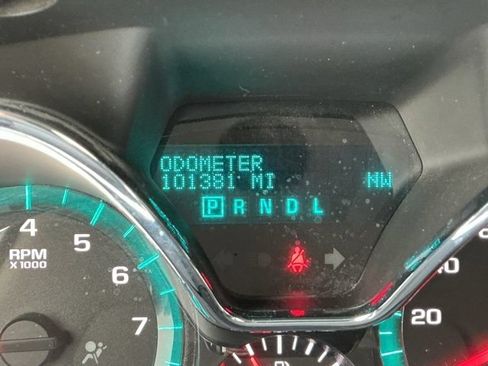 Used 2014 Chevrolet Traverse LT FWD image 20