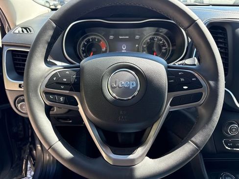 Used 2022 Jeep Cherokee Latitude Lux w/ Sun & Sound Group AWD/4WD image 29