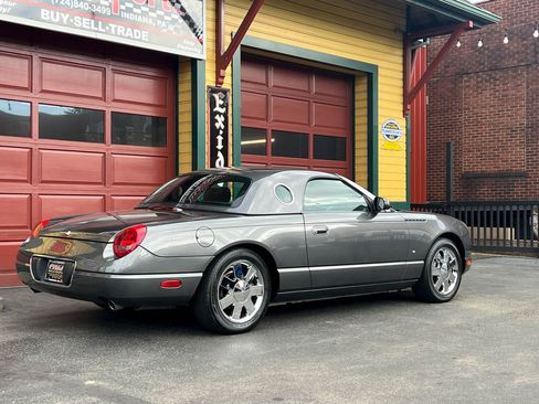 Used 2003 Ford Thunderbird Deluxe image 5