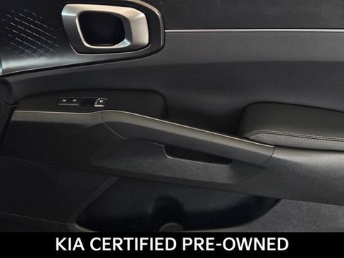Certified 2025 Kia Sorento EX w/ EX Panoramic Sunroof Package AWD/4WD image 8