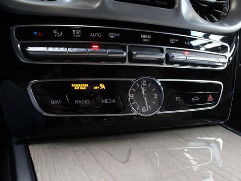 Used 2022 Mercedes-Benz G 550 G 550 AMG Line w/ Exclusive Interior Package image 84