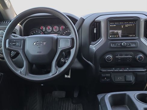 Used 2019 Chevrolet Silverado 1500 Custom Trail Boss w/ Custom Convenience Package AWD/4WD image 12