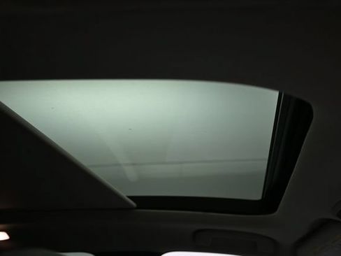 Used 2023 INFINITI QX50 Luxe w/ Accent Package FWD image 37