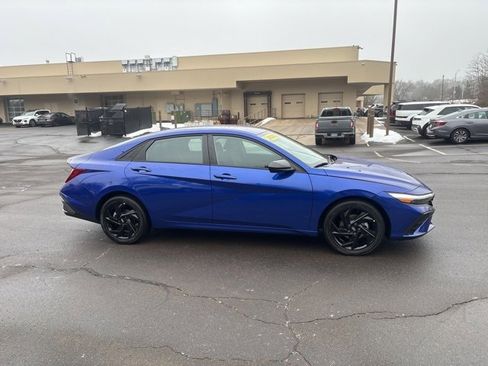 Used 2026 Hyundai Elantra Sport image 7