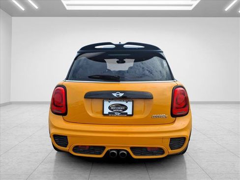 Used 2017 MINI Cooper S FWD image 9