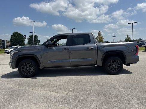 Used 2026 Toyota Tundra Platinum AWD/4WD image 3