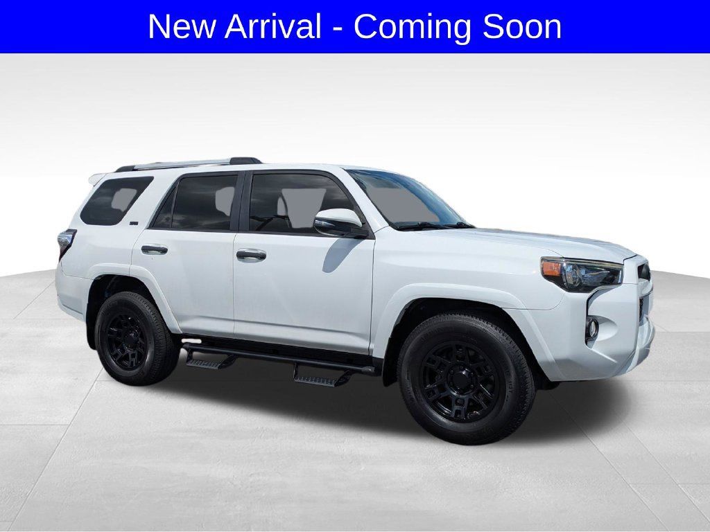 Used 2019 Toyota 4Runner SR5 Premium RWD image 1