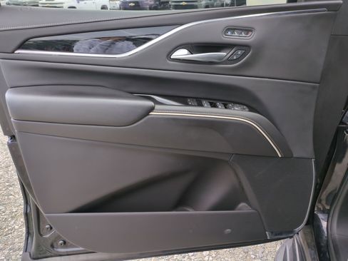 Used 2024 Cadillac Escalade Sport RWD image 14