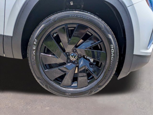 New 2026 Volkswagen Atlas SE FWD image 11