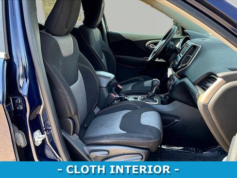 Used 2014 Jeep Cherokee Latitude AWD/4WD image 28