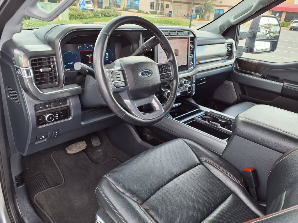 Used 2024 Ford F250 Lariat w/ Black Appearance Package AWD/4WD image 23