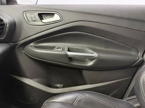 Used 2018 Ford Escape SEL image 24