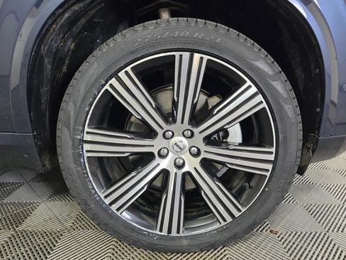 Used 2024 Volvo XC90 T8 Ultimate w/ Protection Package Premier AWD/4WD image 2