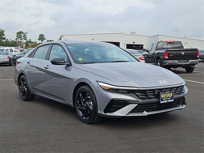 New 2026 Hyundai Elantra SEL Sport Premium