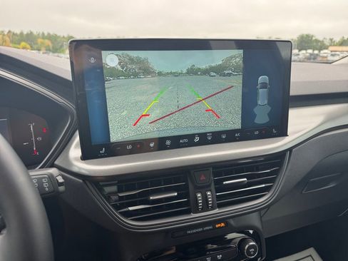 New 2026 Ford Escape SE FWD image 36