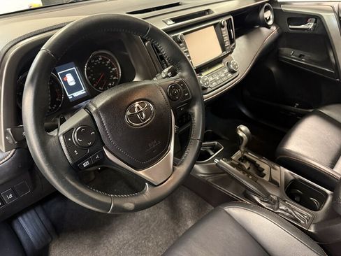 Used 2016 Toyota RAV4 SE w/ Advanced Technology Package AWD/4WD image 18