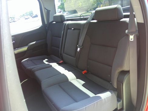 Used 2018 Chevrolet Silverado 1500 LT w/ All Star Edition image 37