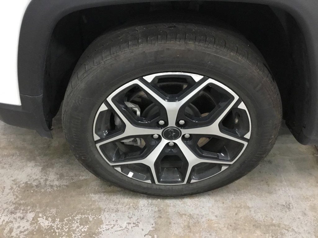Used 2025 Jeep Compass Limited AWD/4WD image 5