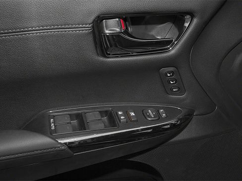 Used 2014 Toyota Avalon Limited w/ Technology Package FWD image 19
