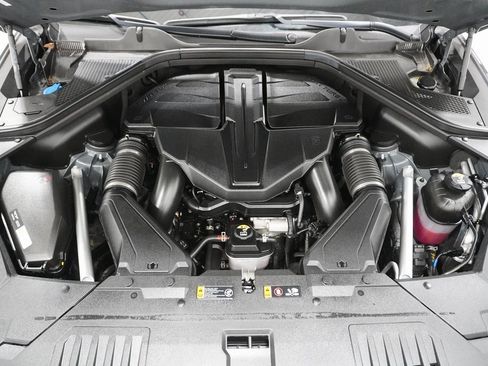 Used 2024 Genesis GV80 3.5T w/ Advanced Package image 8