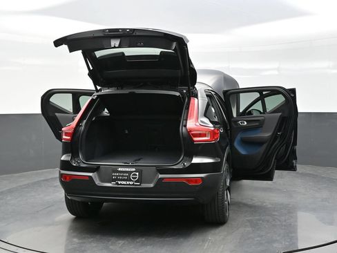 Used 2023 Volvo XC40 Recharge Ultimate w/ Protection Package Premier AWD/4WD image 44