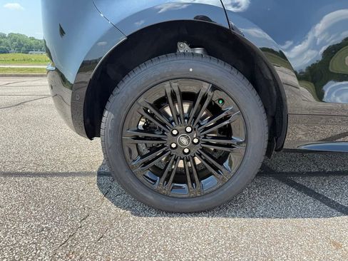 New 2026 Land Rover Range Rover Evoque Dynamic SE image 24