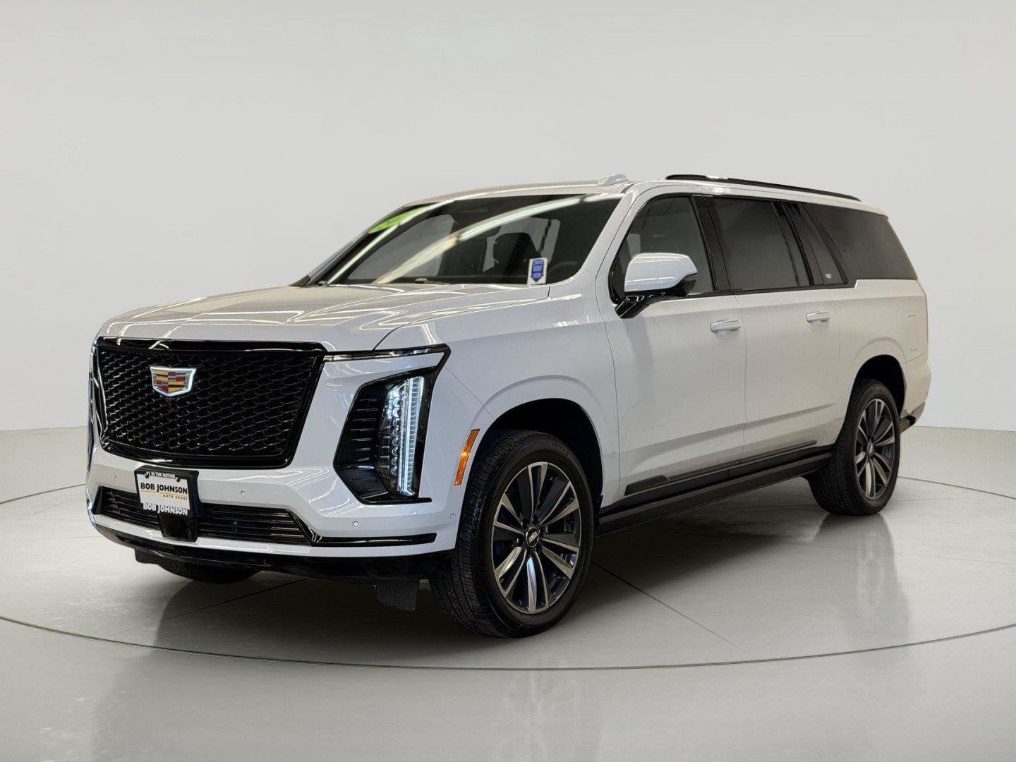 Used 2026 Cadillac Escalade ESV Sport AWD/4WD image 5