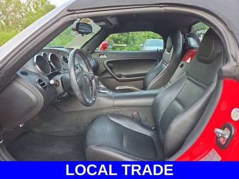 Used 2008 Pontiac Solstice Convertible w/ Premium Package RWD image 11