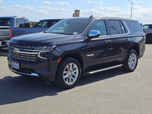 Used 2024 Chevrolet Tahoe Premier AWD/4WD image 3