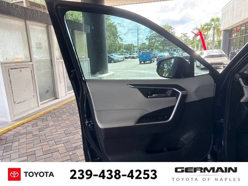 Used 2021 Toyota RAV4 XLE Premium FWD image 18