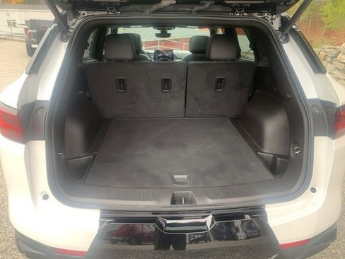 Certified 2023 Chevrolet Blazer RS w/ Driver Confidence II Package image 8