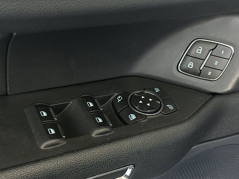 Used 2022 Ford Expedition Max Limited AWD/4WD image 14