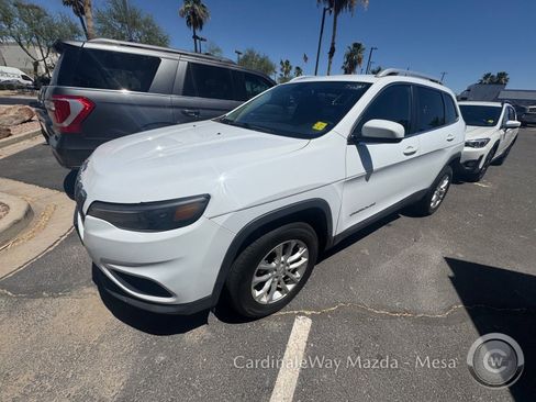 Used 2019 Jeep Cherokee Latitude w/ Popular Appearance Group AWD/4WD image 7