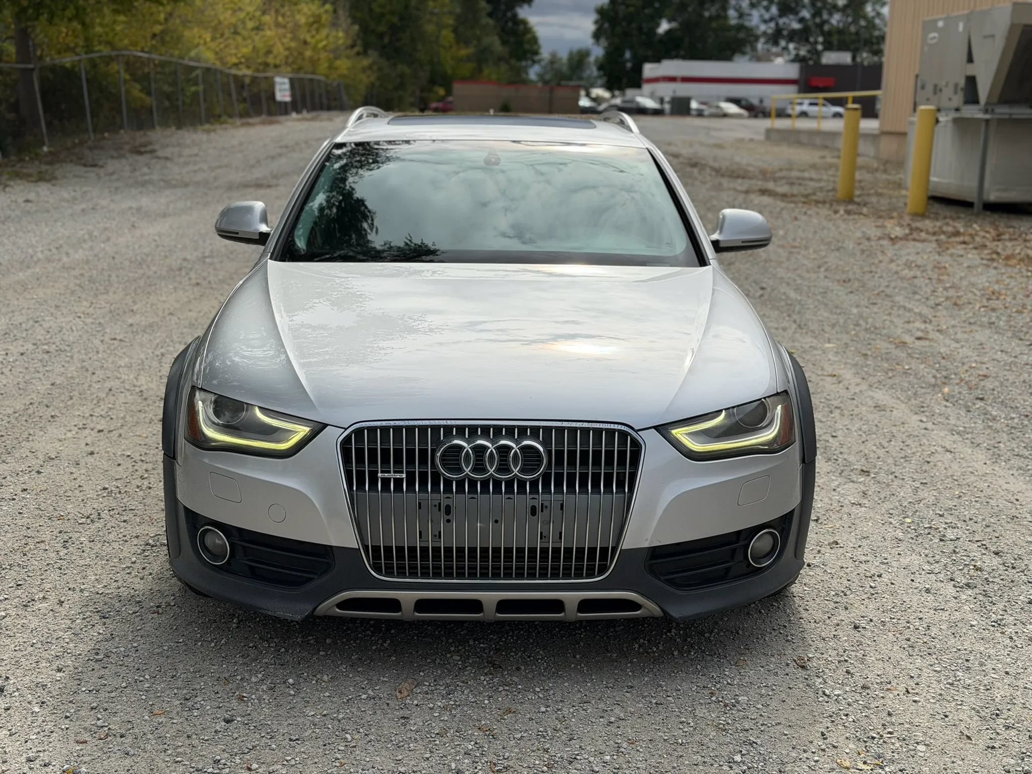 Used 2013 Audi A4 Premium w/ Convenience Pkg AWD/4WD image 2