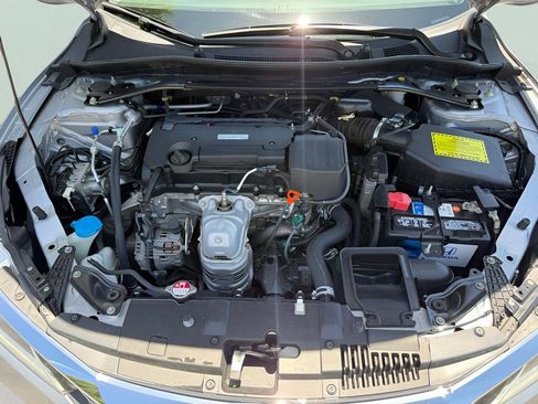 Used 2017 Honda Accord EX-L image 44