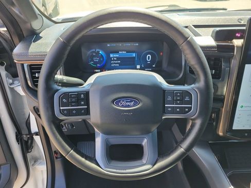 Used 2025 Ford F150 Lightning Lariat AWD/4WD image 24