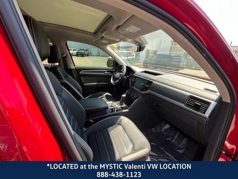 Used 2022 Volkswagen Atlas SEL Premium image 25