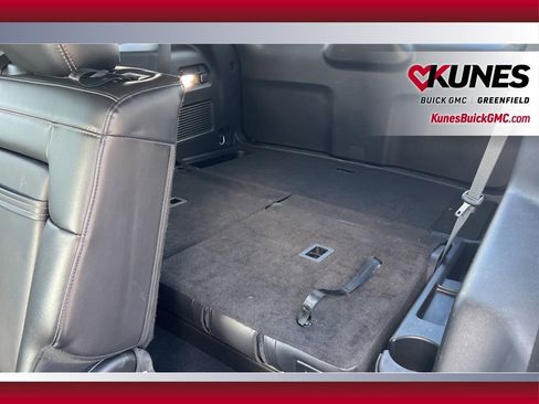 Used 2023 Ford Explorer XLT w/ Equipment Group 202A image 32