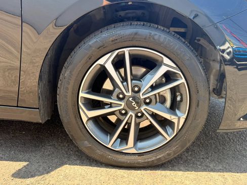 Used 2023 Kia Forte LXS FWD image 29