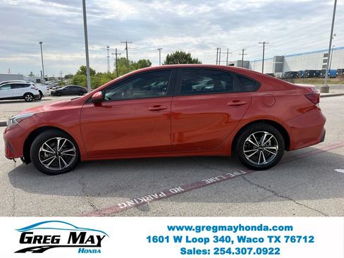 Used 2023 Kia Forte LXS FWD image 7