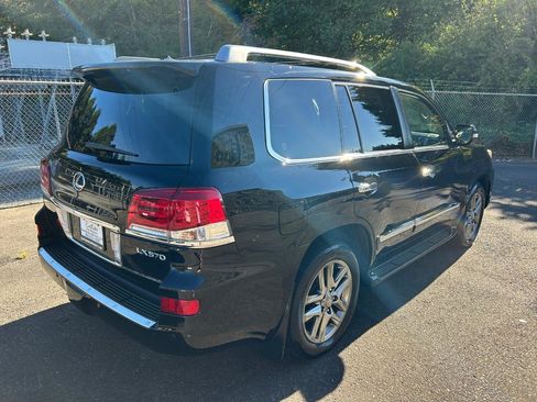 Used 2014 Lexus LX 570 4WD image 5
