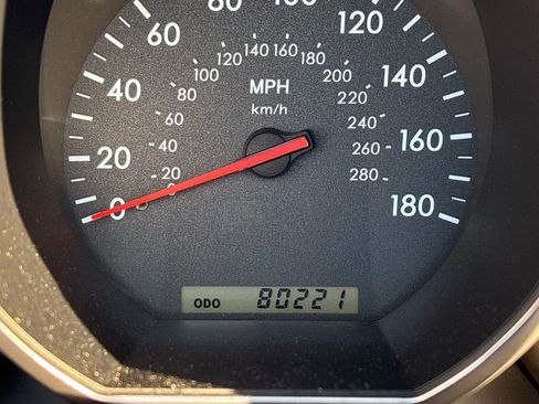 Used 2002 Lexus SC 430 Convertible image 21