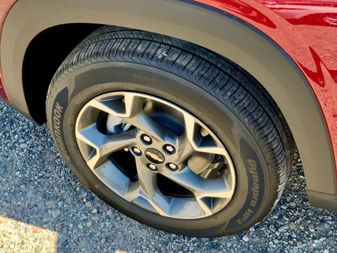 New 2025 Chevrolet Trax LT w/ Driver Confidence Package image 19