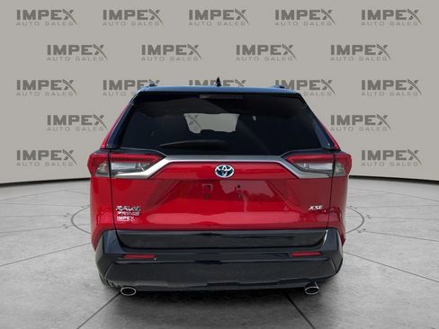 Used 2022 Toyota RAV4 XSE w/ Weather Package image 4
