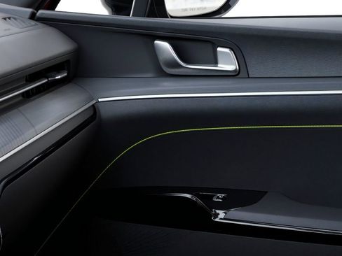 New 2026 Kia K5 GT FWD image 25