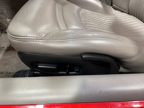 Used 1999 Chevrolet Corvette Convertible w/ Performance Handling Pkg image 17