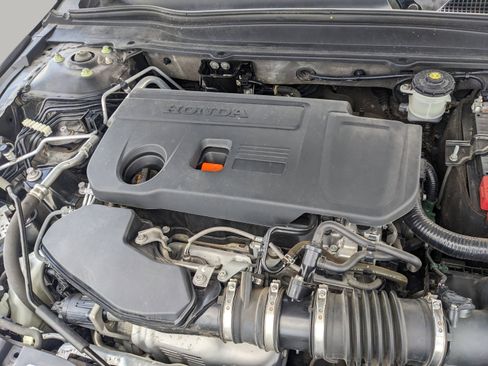 Used 2021 Honda Accord Sport image 10