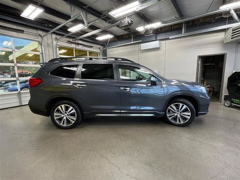 Used 2019 Subaru Ascent Touring AWD/4WD image 6