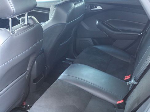 Used 2017 Ford Focus RS AWD/4WD image 20