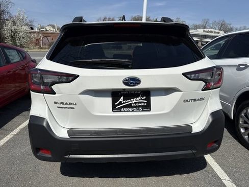 Certified 2025 Subaru Outback Premium image 4